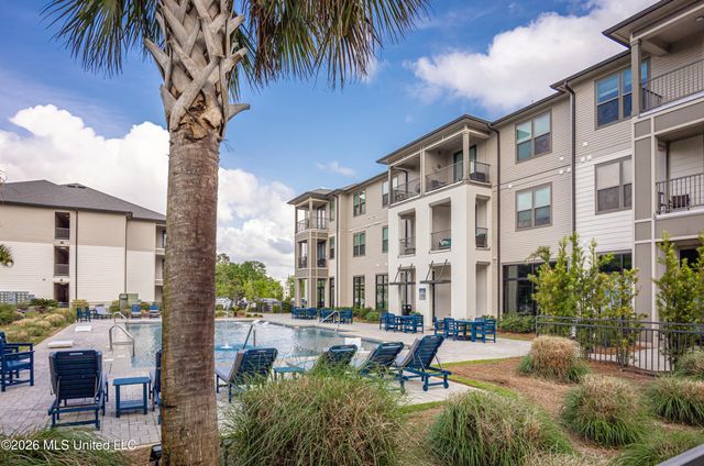 2501 Bienville Boulevard, 222, Ocean Springs, MS 39564