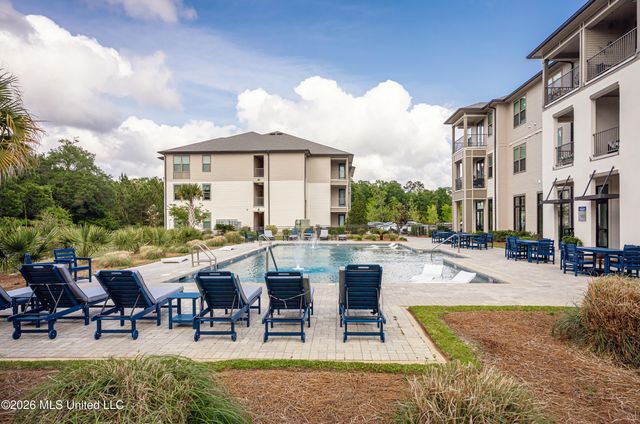 2501 Bienville Boulevard, 222, Ocean Springs, MS 39564