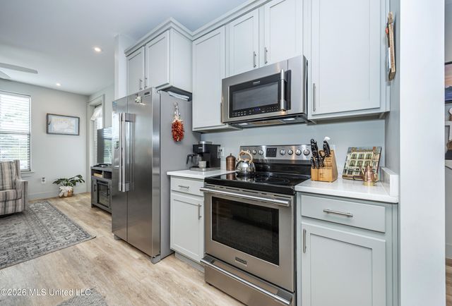 2501 Bienville Boulevard, 222, Ocean Springs, MS 39564