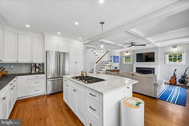 4919 26TH ST N, Arlington, VA 22207