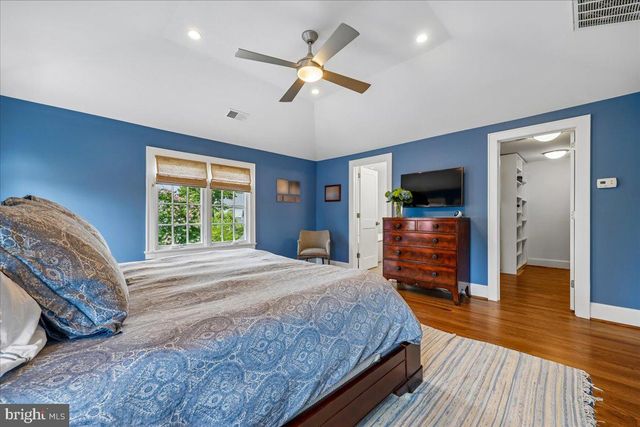 4919 26TH ST N, Arlington, VA 22207