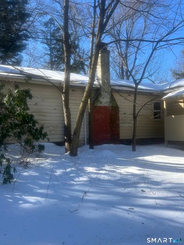 51 Woody Lane, West Haven, CT 06516