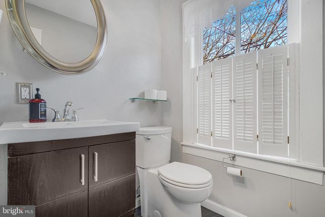 1109 CAROLINE ST, Fredericksburg, VA 22401