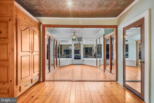 1109 CAROLINE ST, Fredericksburg, VA 22401