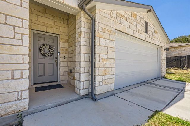 21501 Stampede TRL, Lago Vista, TX 78645