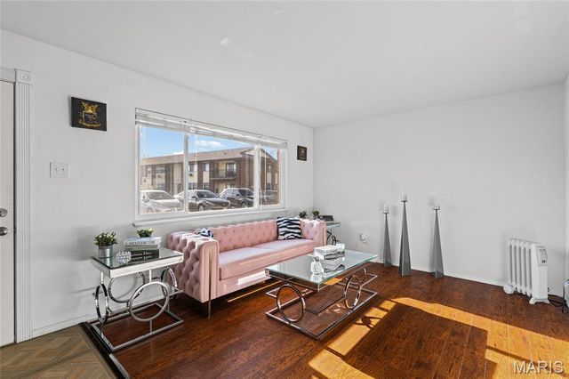 7451 Hazelcrest Drive, Hazelwood, MO 63042