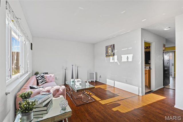 7451 Hazelcrest Drive, Hazelwood, MO 63042