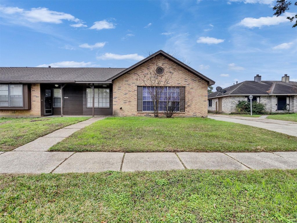 2226 Spring Dusk Lane, Spring, TX 77373