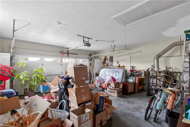 9 Fairway DR, Portsmouth, VA 23701