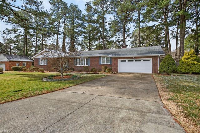 9 Fairway DR, Portsmouth, VA 23701