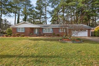 9 Fairway DR, Portsmouth, VA 23701