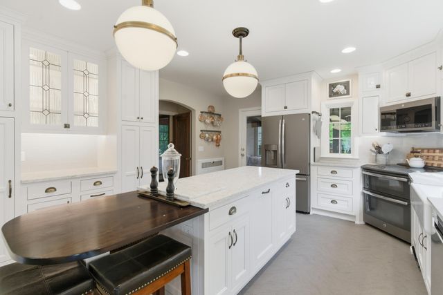 405 Park Avenue, Parchment, MI 49004