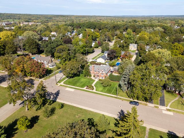 405 Park Avenue, Parchment, MI 49004