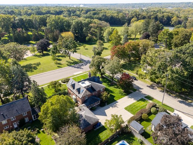 405 Park Avenue, Parchment, MI 49004