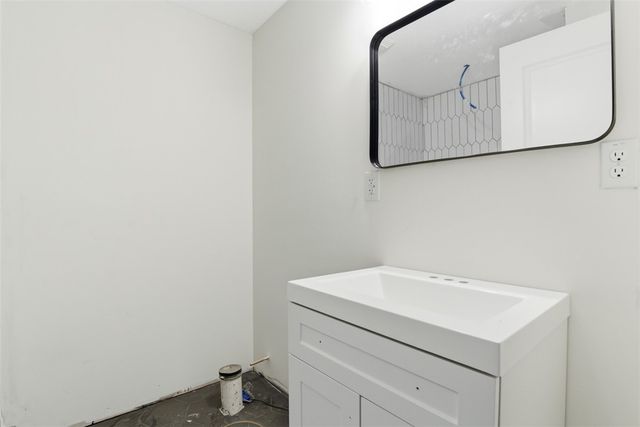 1361 Hawthorne St, Stanton Heights, PA 15201