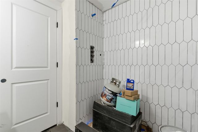 1361 Hawthorne St, Stanton Heights, PA 15201