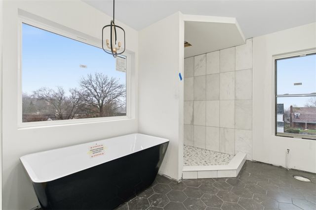 1361 Hawthorne St, Stanton Heights, PA 15201