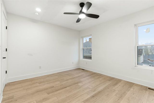 1361 Hawthorne St, Stanton Heights, PA 15201