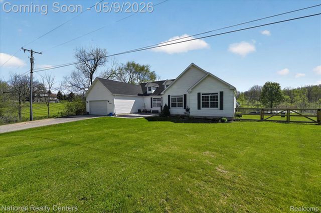 56536 Briar Meadow Road, Lyon Charter Township, MI 48178