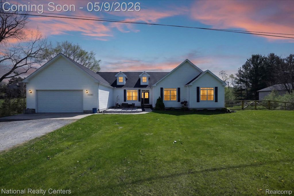 56536 Briar Meadow Road, Lyon Charter Township, MI 48178