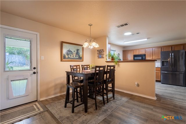1180 Squire Drive, Belton, TX 76513