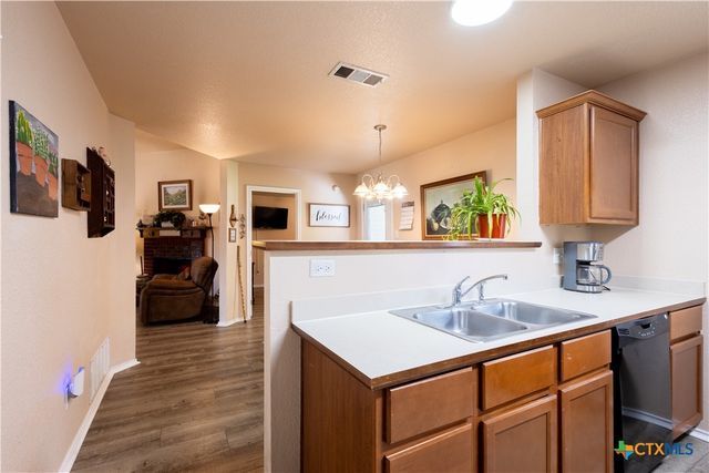 1180 Squire Drive, Belton, TX 76513