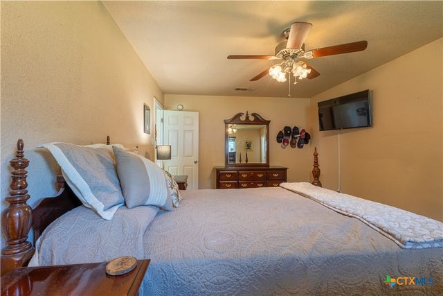 1180 Squire Drive, Belton, TX 76513