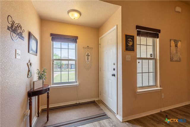 1180 Squire Drive, Belton, TX 76513