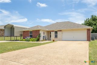 1180 Squire Drive, Belton, TX 76513