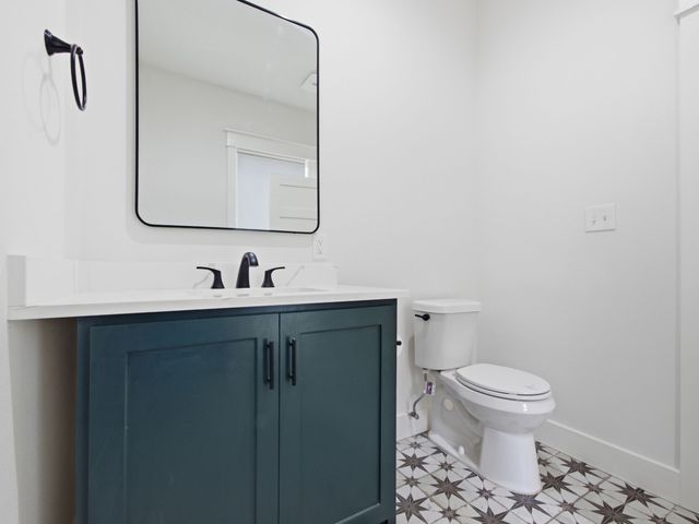 1209 Kings Highway, Dallas, TX 75208