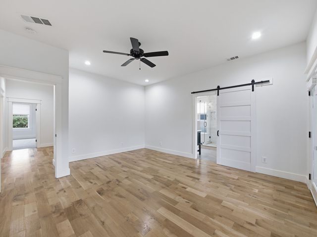 1209 Kings Highway, Dallas, TX 75208
