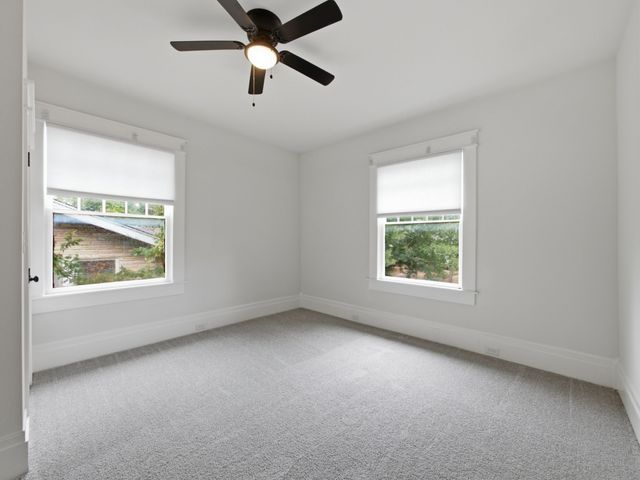 1209 Kings Highway, Dallas, TX 75208
