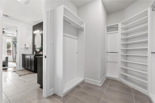 177 Running Bird RD, Austin, TX 78737