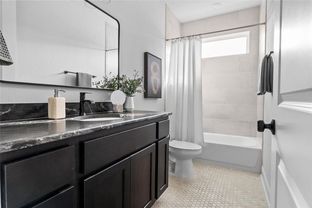 177 Running Bird RD, Austin, TX 78737