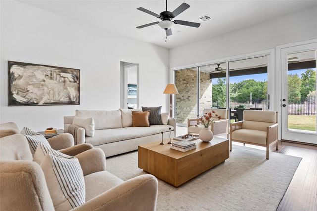 177 Running Bird RD, Austin, TX 78737