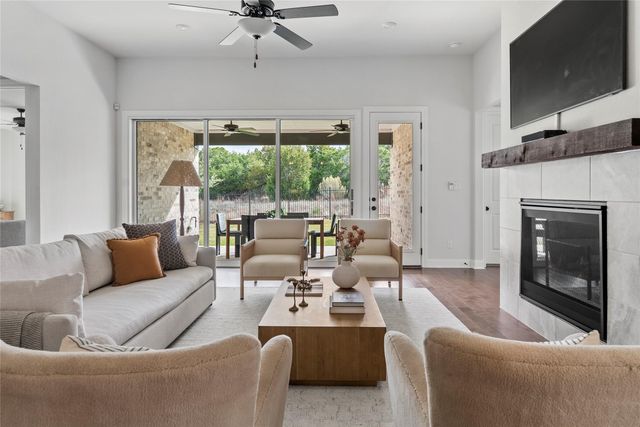 177 Running Bird RD, Austin, TX 78737