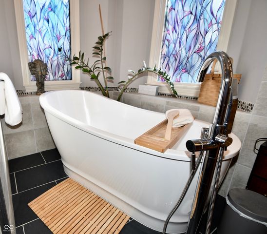 5515 Bay Landing Circle, Indianapolis, IN 46254