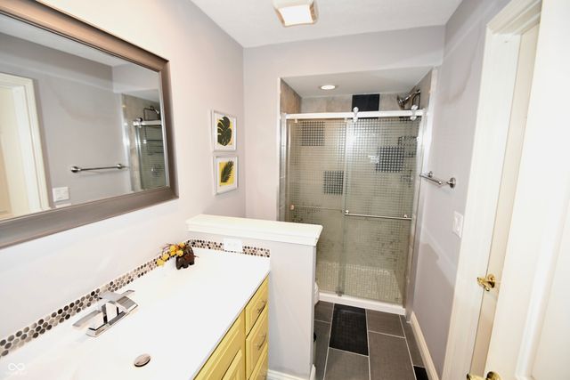 5515 Bay Landing Circle, Indianapolis, IN 46254