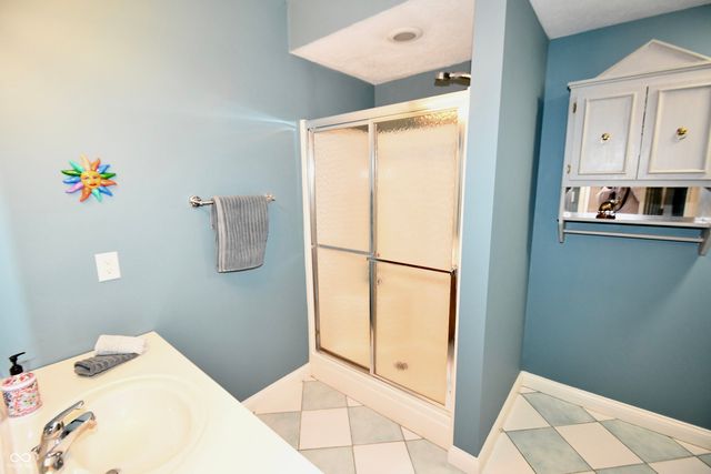 5515 Bay Landing Circle, Indianapolis, IN 46254