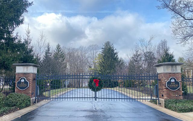 5515 Bay Landing Circle, Indianapolis, IN 46254