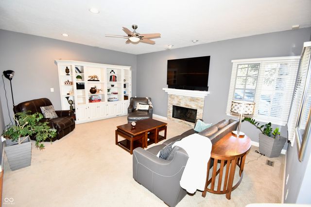 5515 Bay Landing Circle, Indianapolis, IN 46254