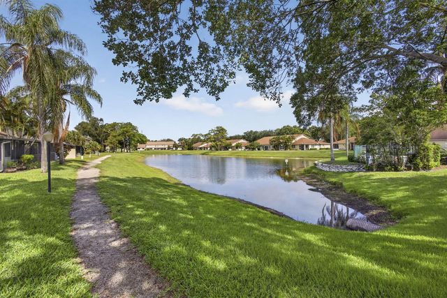 1101 Maplewood Drive, Greenacres, FL 33415
