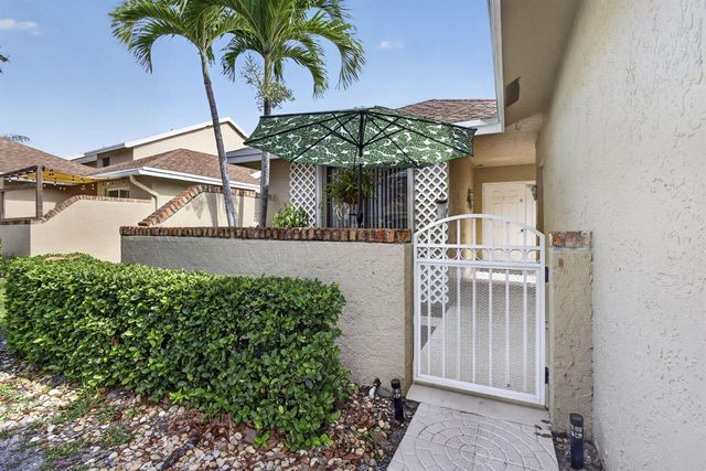 1101 Maplewood Drive, Greenacres, FL 33415