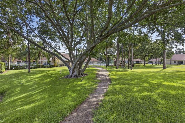 1101 Maplewood Drive, Greenacres, FL 33415