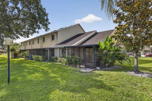 1101 Maplewood Drive, Greenacres, FL 33415