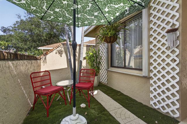 1101 Maplewood Drive, Greenacres, FL 33415