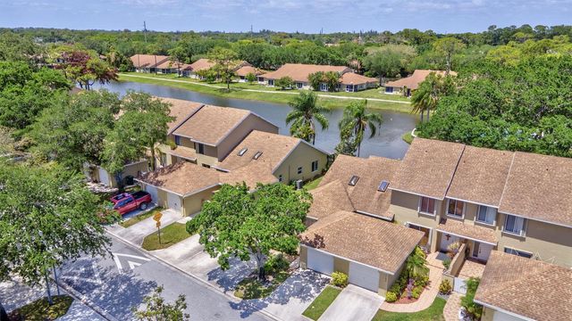 1101 Maplewood Drive, Greenacres, FL 33415