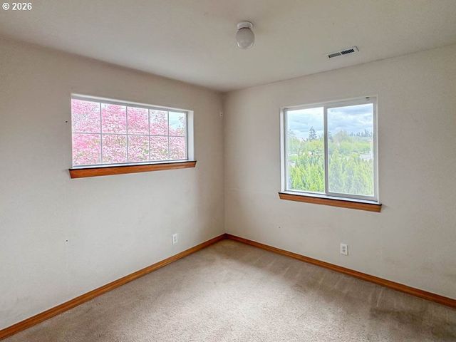 509 S REDWOOD St, Canby, OR 97013