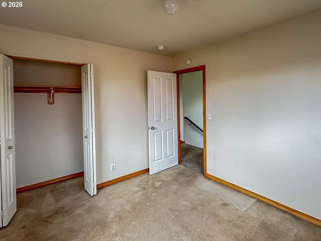 509 S REDWOOD St, Canby, OR 97013