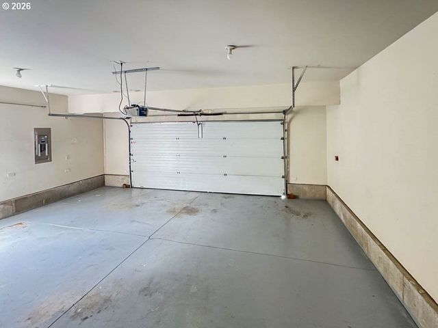 509 S REDWOOD St, Canby, OR 97013